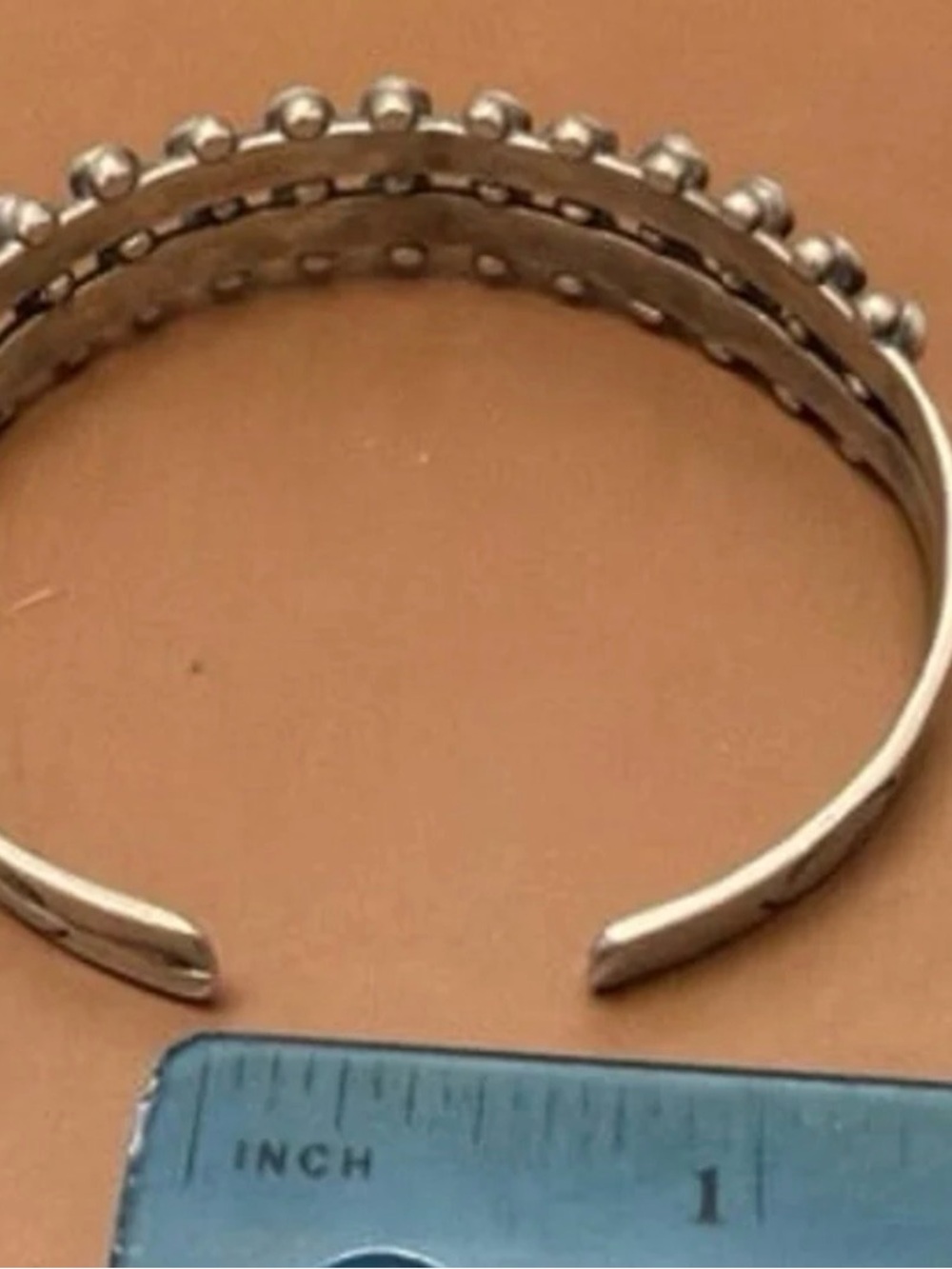 vintage Native sterling silver double-row "snake-eye" turquoise cuff - Picture 11 of 11